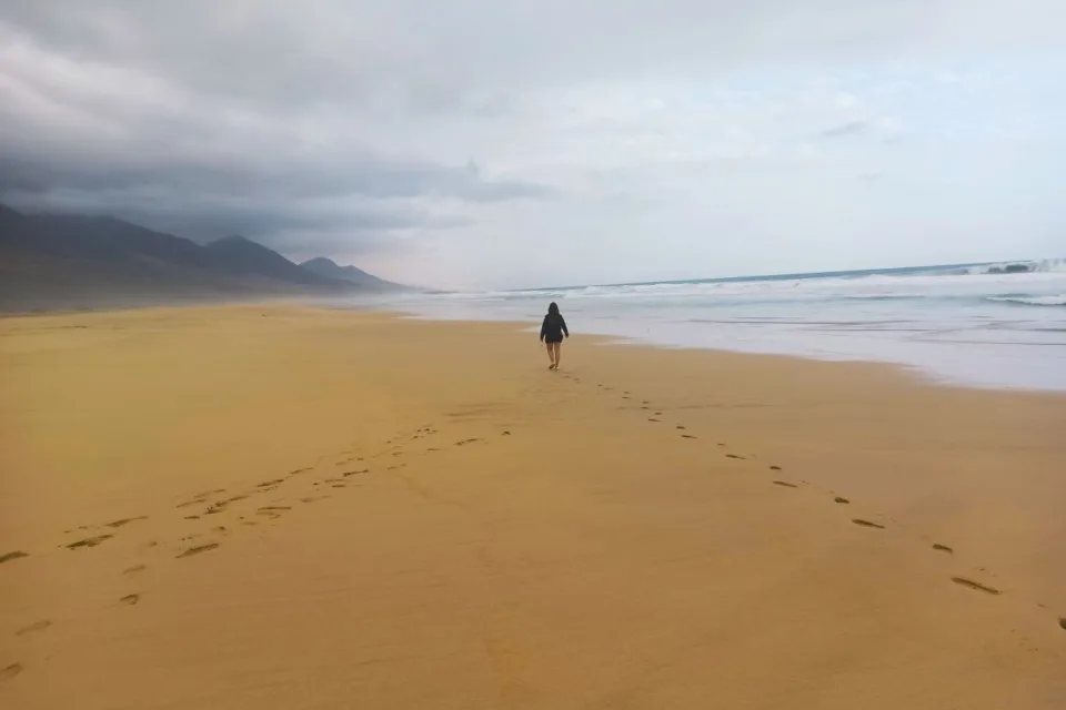 playa de cofete spacer po plaży