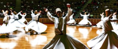 Taniec wirujących Derwiszy Turcja