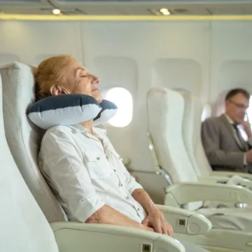 poduszka w samolocie